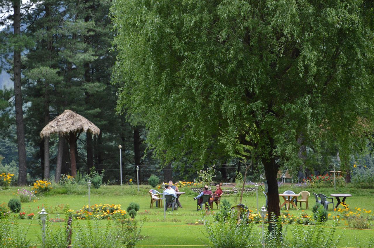 Aksa Resort Pahalgām Eksteriør bilde